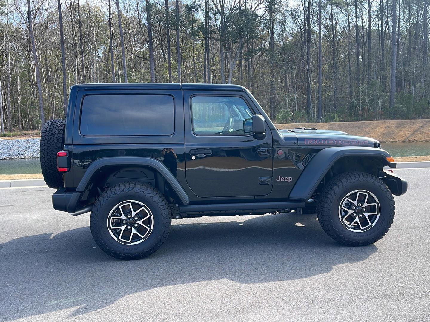 New 2025 Jeep Wrangler Rubicon AWD/4WD image 10