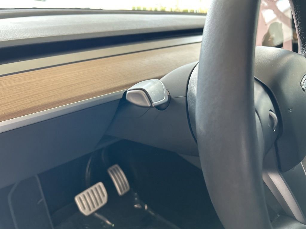 Used 2023 Tesla Model Y Long Range image 43