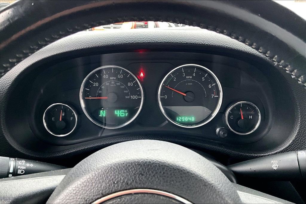 Used 2014 Jeep Wrangler Unlimited Sport w/ Power Convenience Group image 12