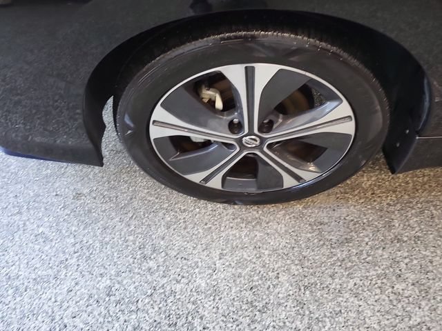 Used 2021 Nissan Leaf SL Plus FWD image 3