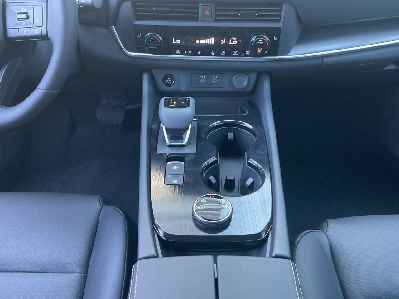 New 2027 Nissan Rogue Dark Armor AWD/4WD image 13