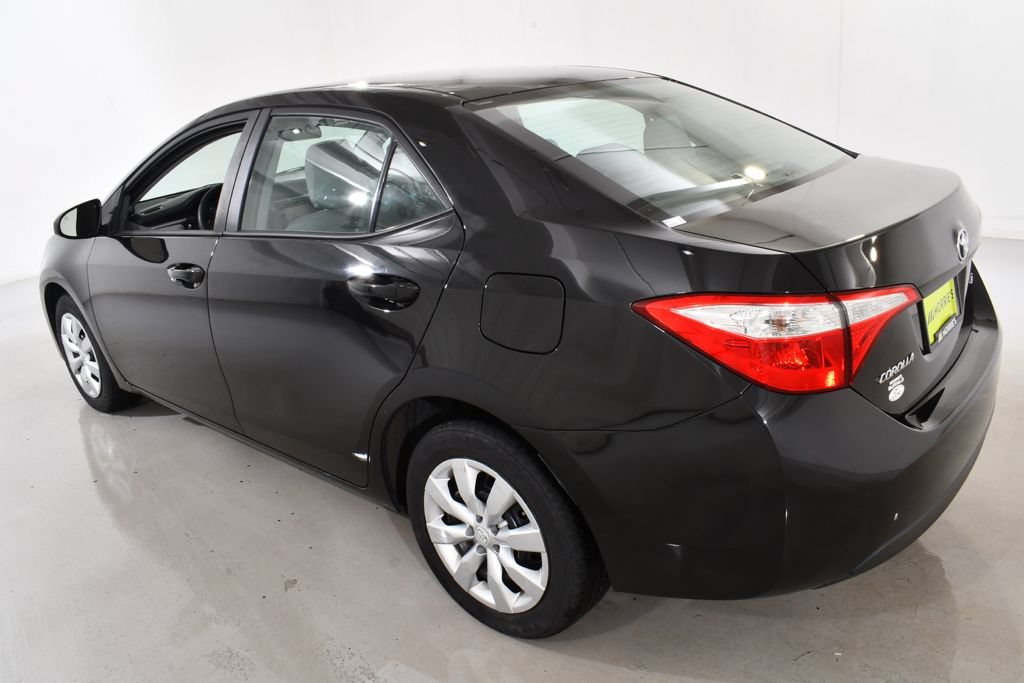 Used 2016 Toyota Corolla LE FWD image 15