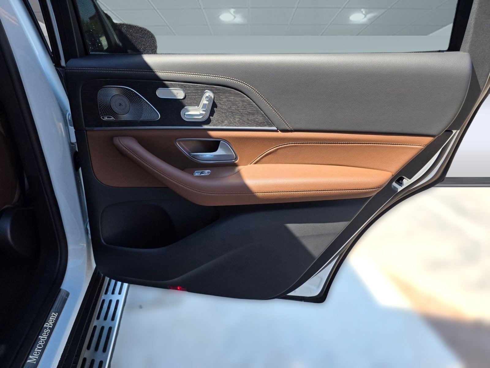 New 2026 Mercedes-Benz GLS 580 4MATIC image 22