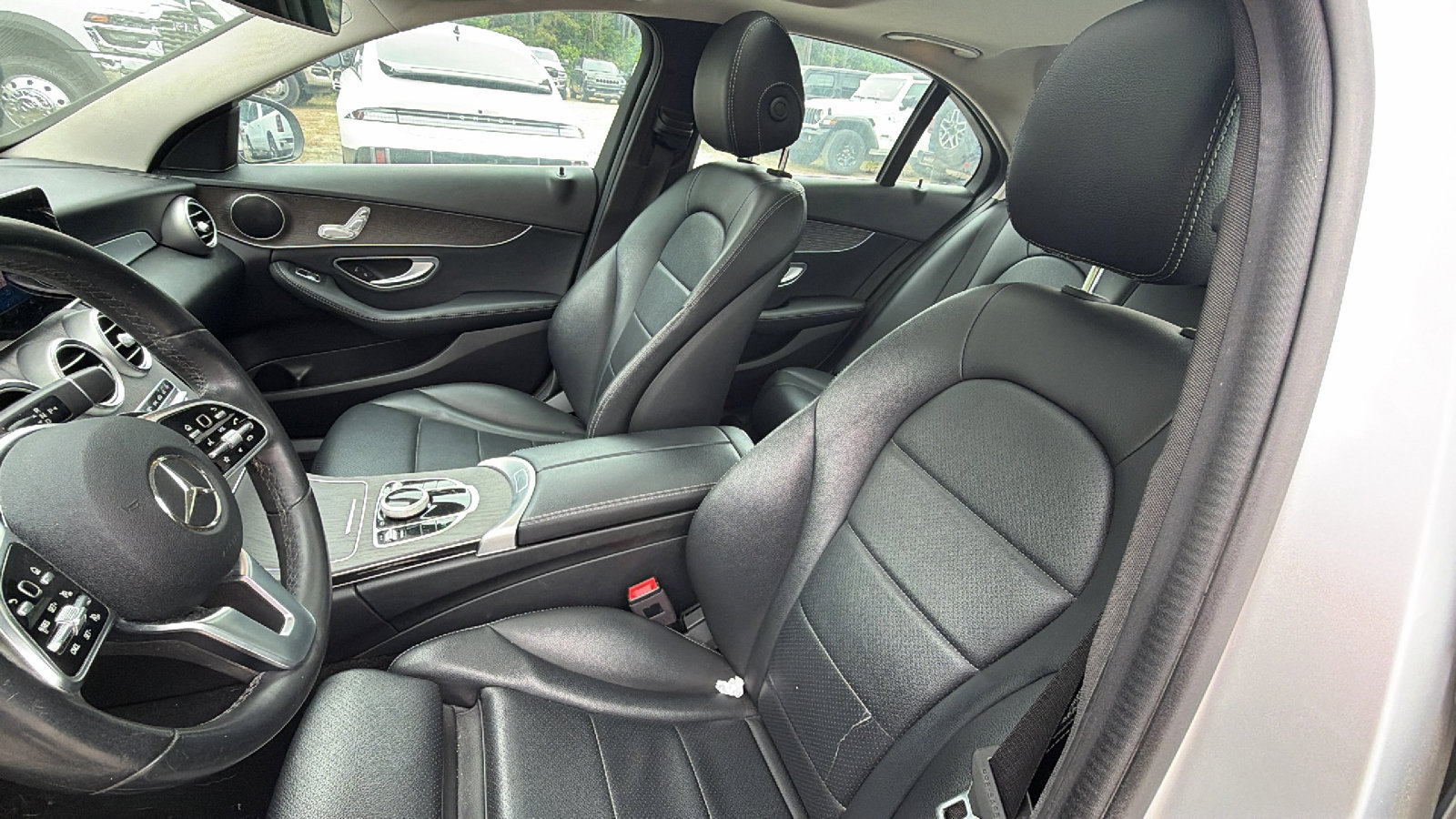 Used 2019 Mercedes-Benz C 300 Sedan image 17