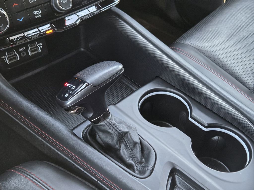 Used 2024 Dodge Durango GT image 9