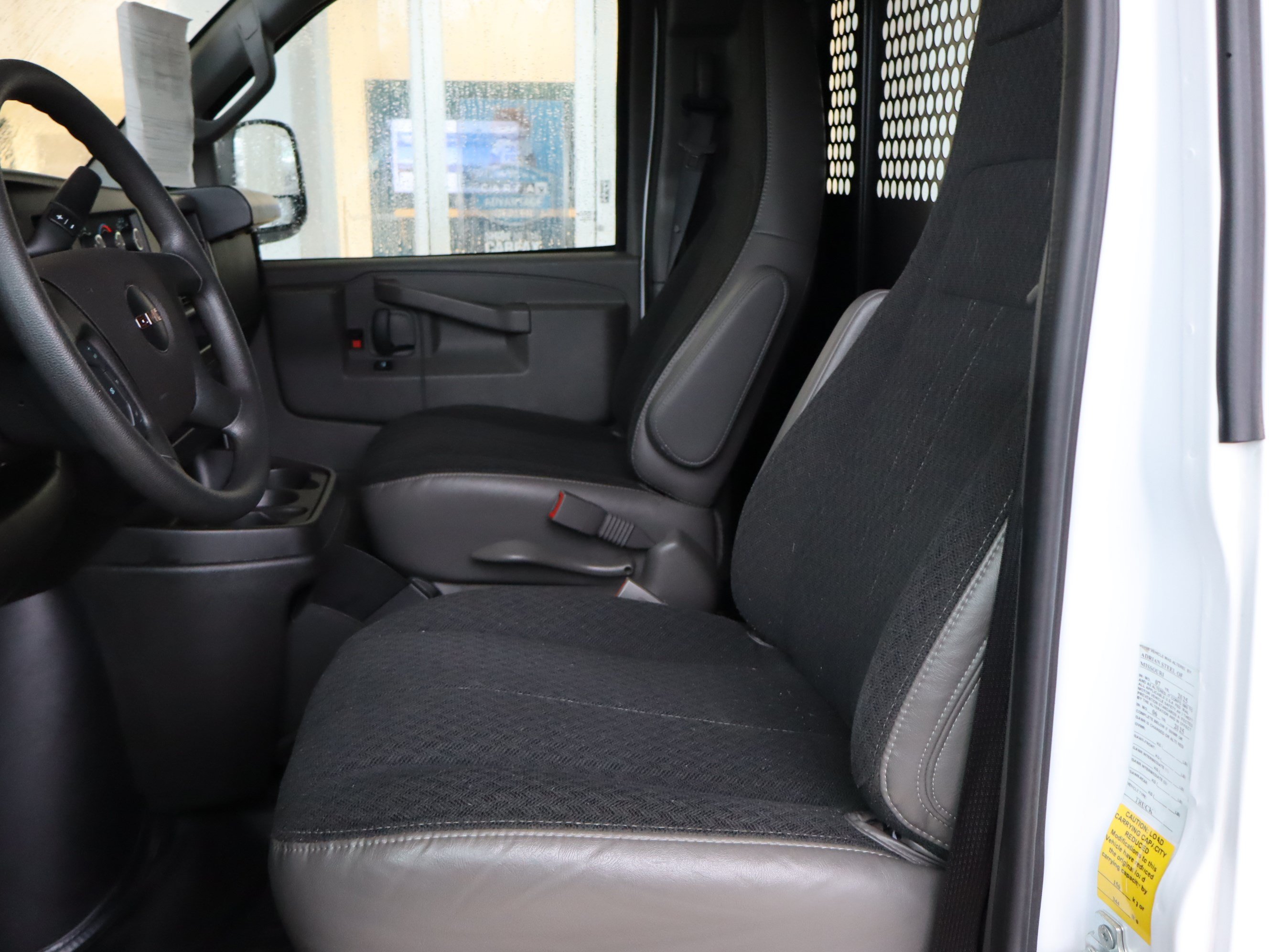 Used 2025 GMC Savana 2500 w/ Driver Convenience Package RWD image 15