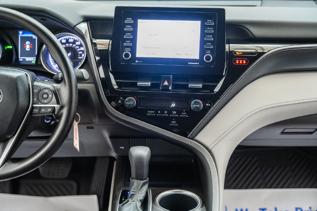 Certified 2023 Toyota Camry LE FWD image 21