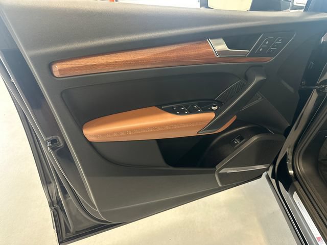 Used 2023 Audi Q5 2.0T Prestige AWD/4WD image 27