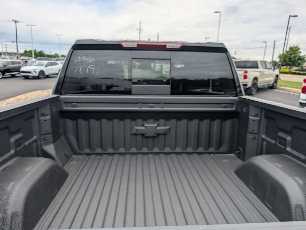 New 2026 Chevrolet Silverado 1500 LT w/ Leather Package AWD/4WD image 12