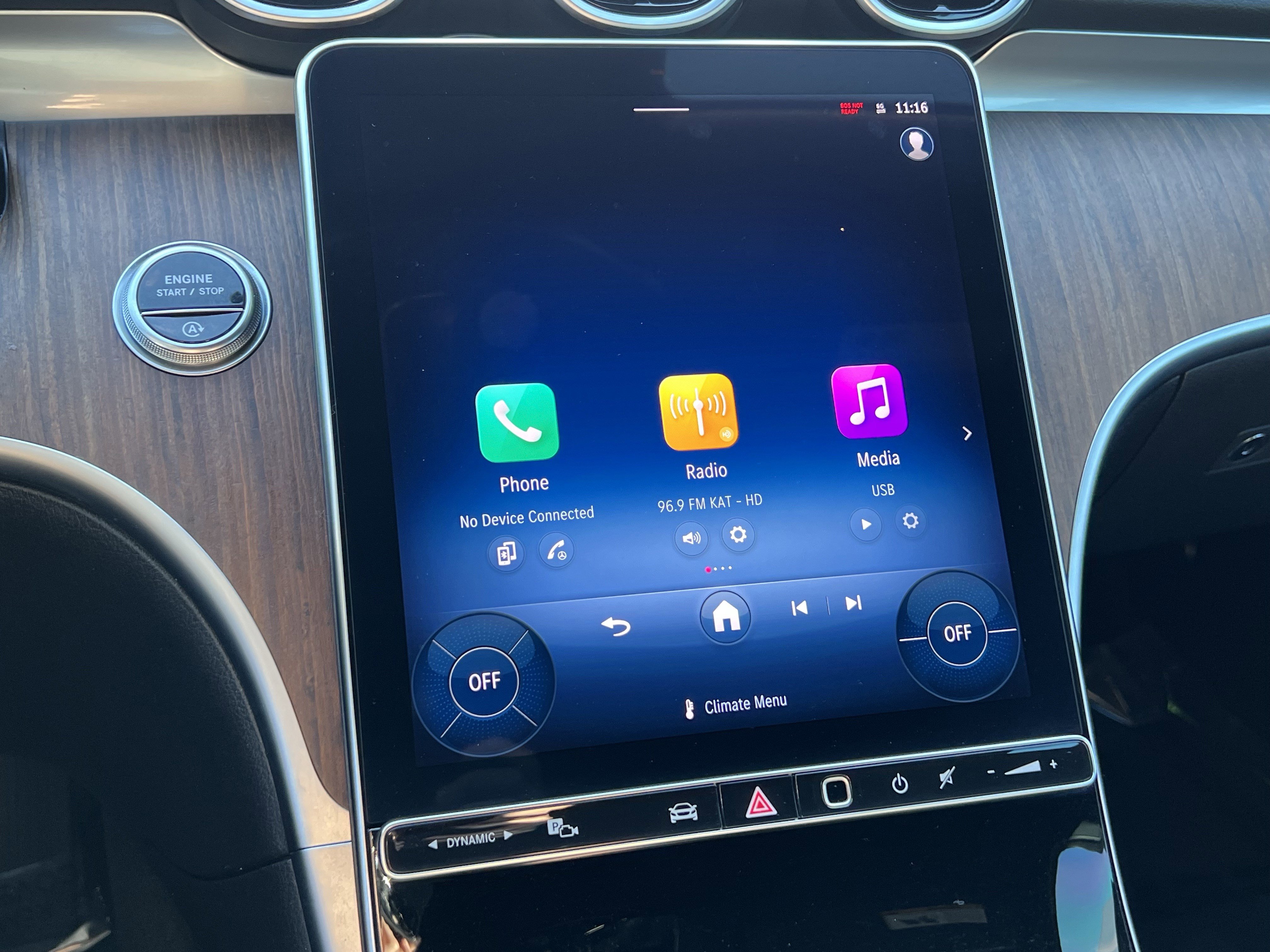 Certified 2025 Mercedes-Benz C 300 Sedan image 23