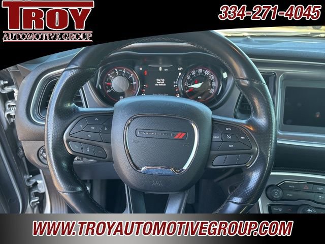 Used 2020 Dodge Challenger SXT w/ Blacktop Package image 17