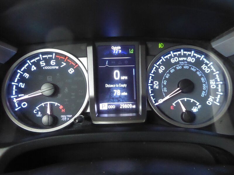 Used 2023 Toyota Tacoma SR5 AWD/4WD image 10