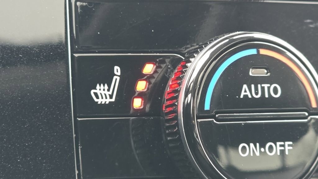 Used 2022 Nissan Pathfinder SL w/ SL Premium Package image 7