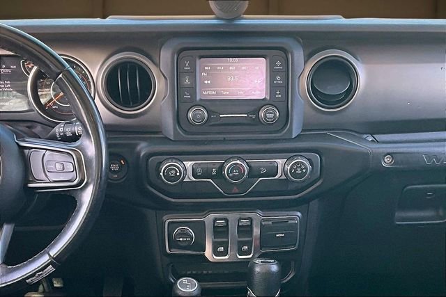 Used 2020 Jeep Wrangler Sport image 6