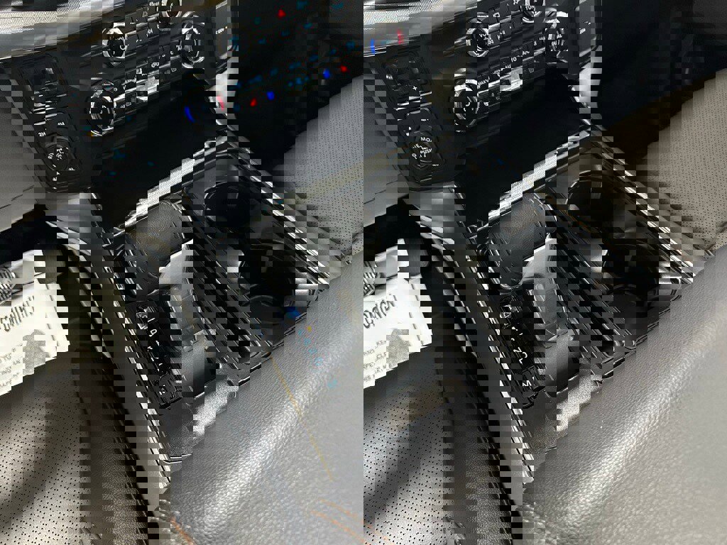 Used 2025 Ford F150 Lariat w/ Equipment Group 501A Mid image 37