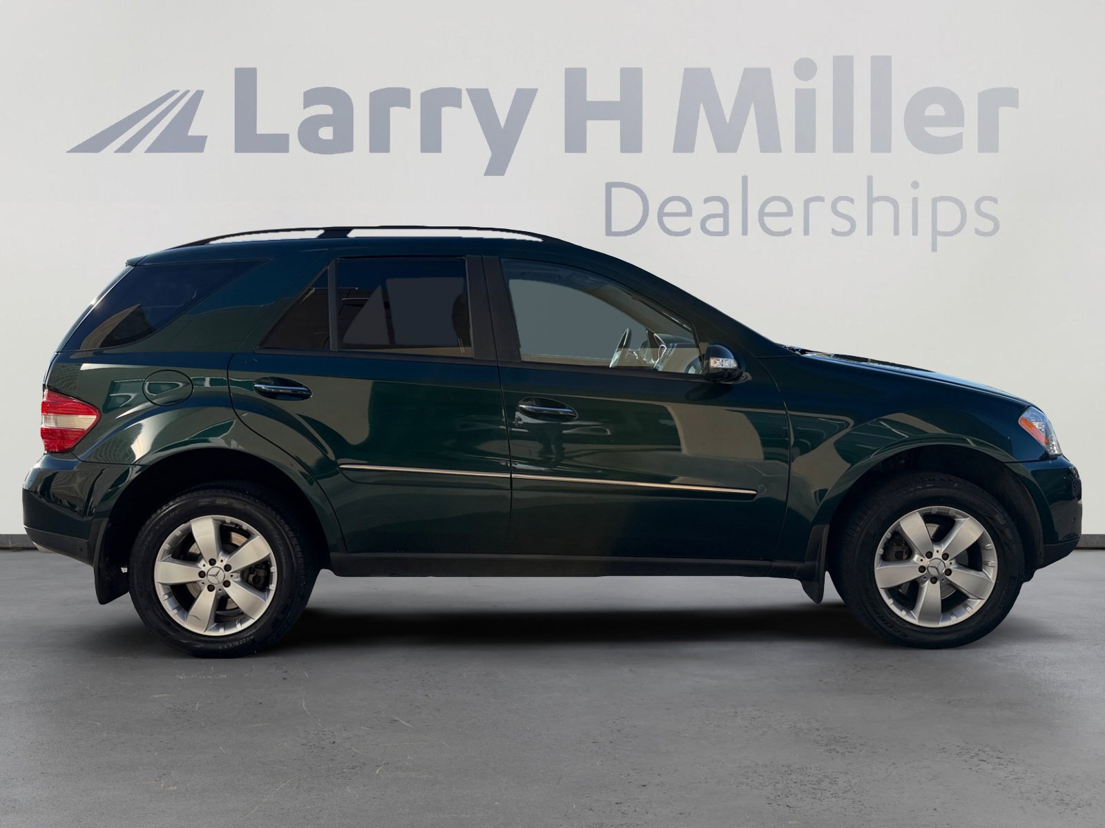 Used 2006 Mercedes-Benz ML 500 4MATIC image 6