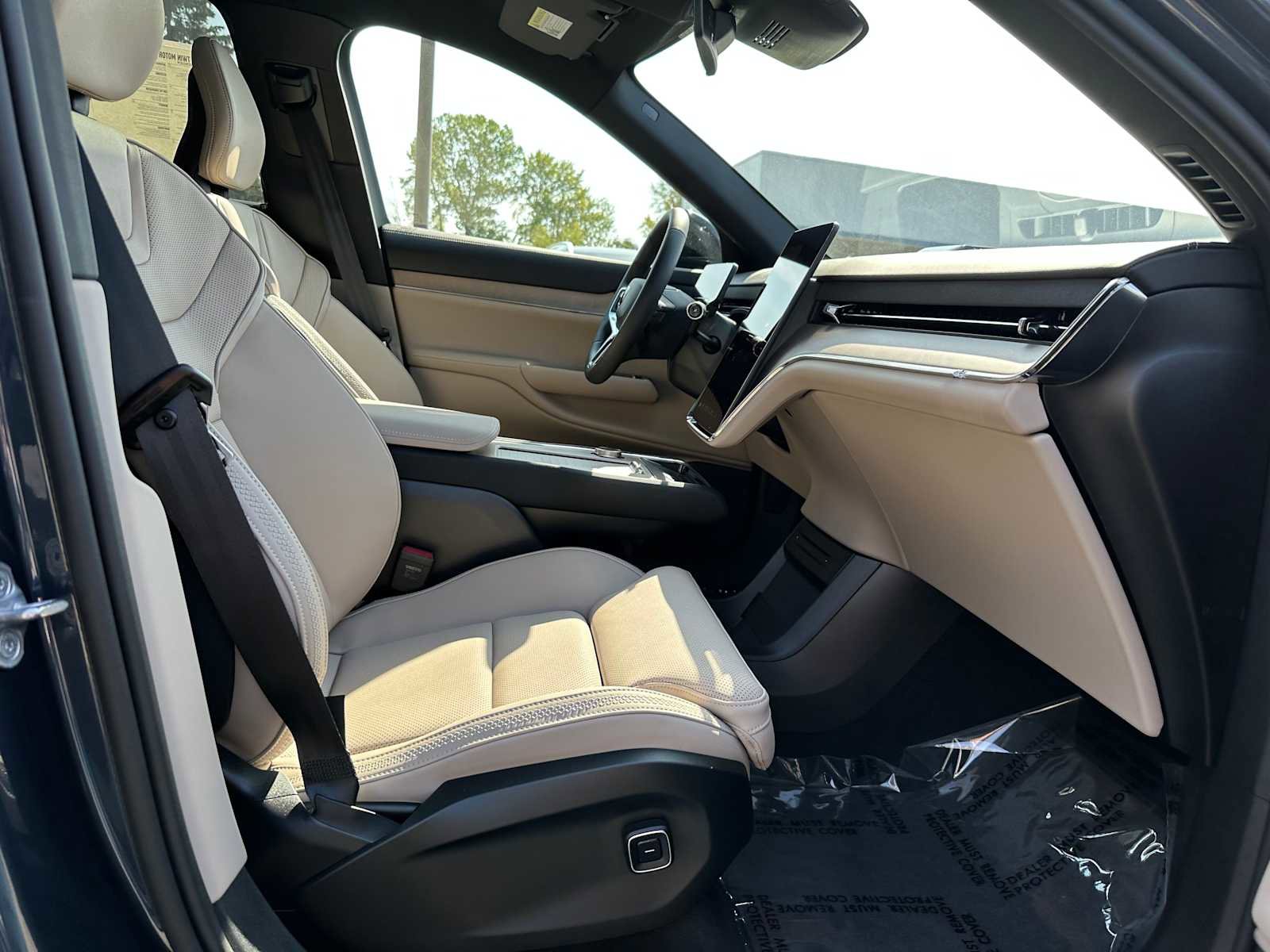 New 2025 Volvo EX90 Ultra image 10