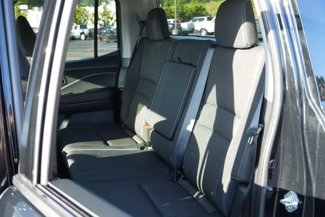 Used 2025 Honda Ridgeline Sport image 15