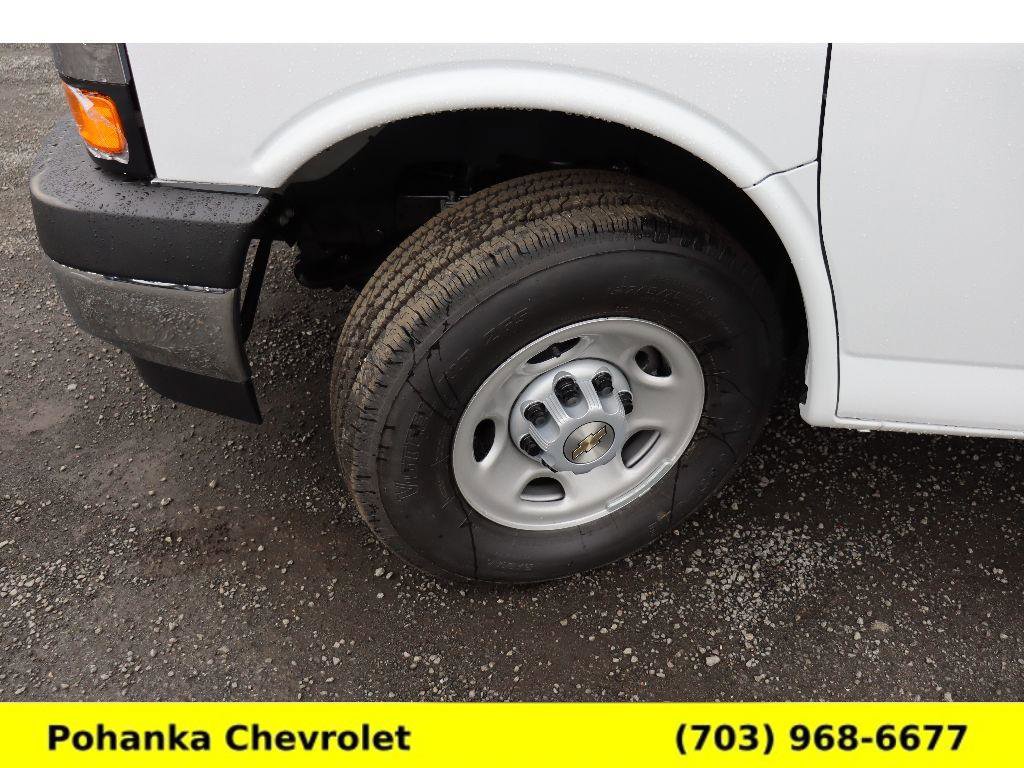 New 2025 Chevrolet Express 2500 w/ Driver Convenience Package image 22
