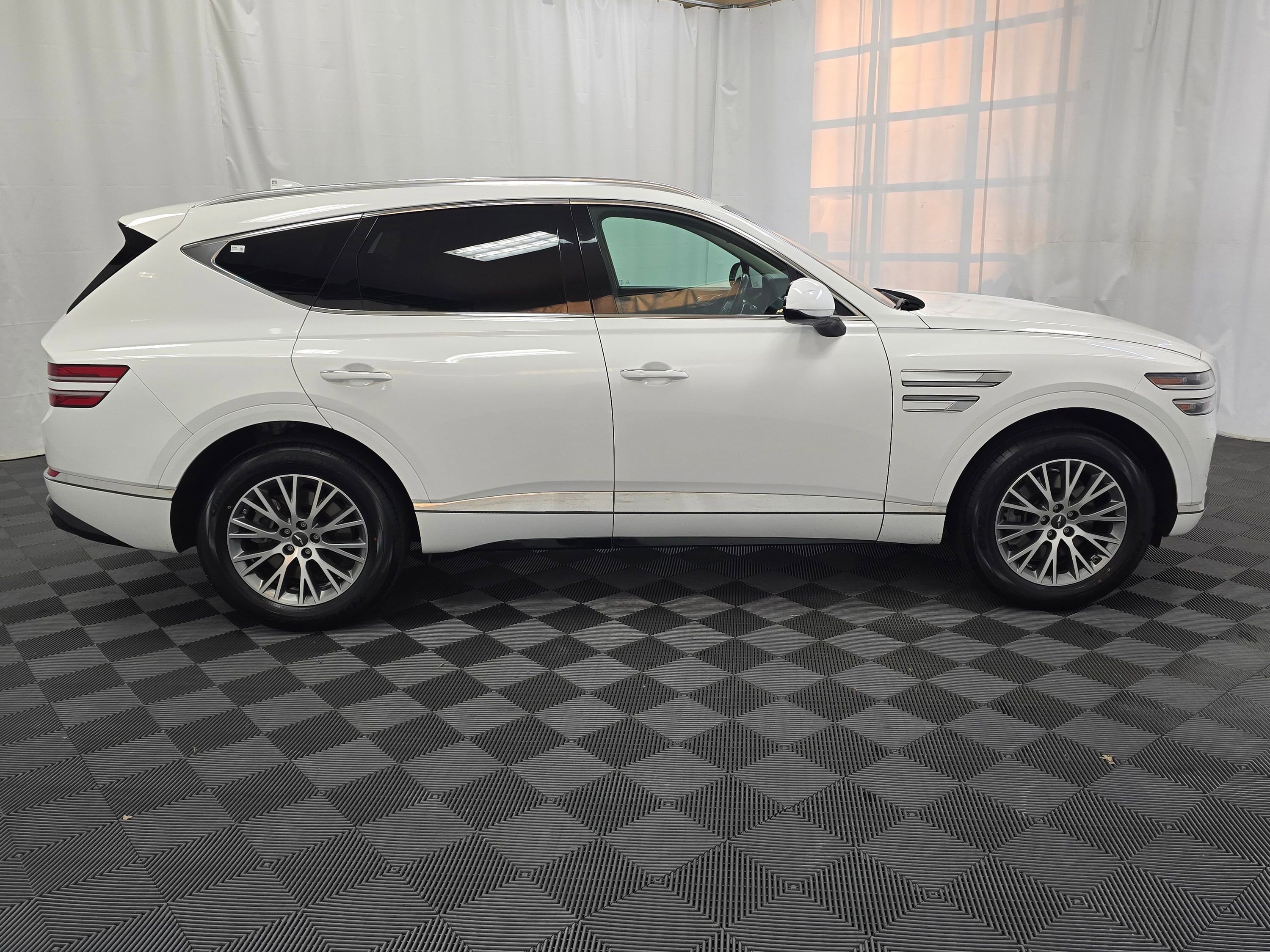 Used 2024 Genesis GV80 2.5T image 7