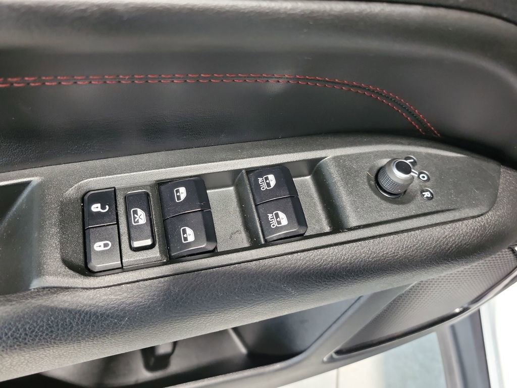 Used 2023 Jeep Compass Trailhawk w/ Trailhawk Convenience Group image 41