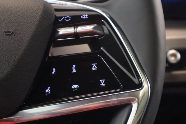 New 2026 Cadillac Vistiq Sport image 16