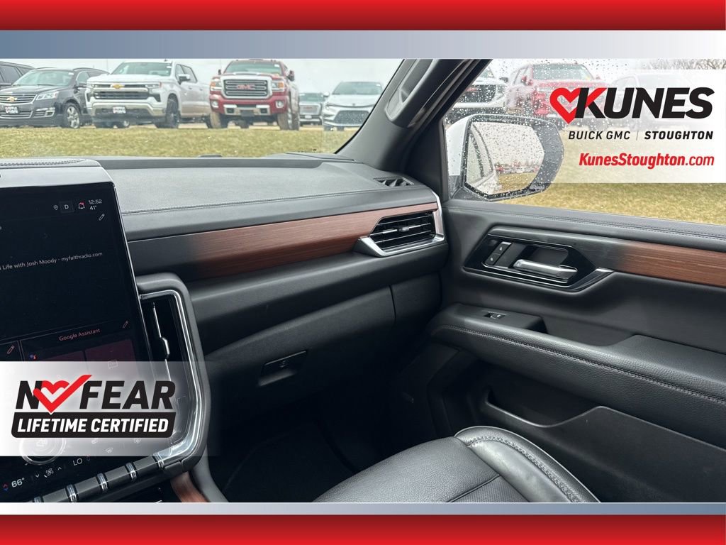 Used 2025 GMC Yukon Denali AWD/4WD image 43