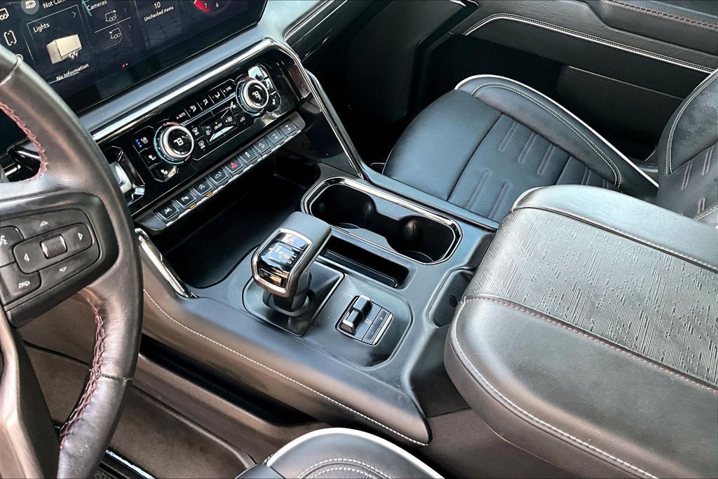 Used 2024 GMC Sierra 1500 AT4X AWD/4WD image 17