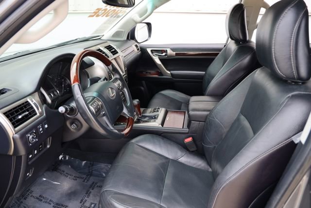 Used 2015 Lexus GX 460 w/ Premium Package AWD/4WD image 11