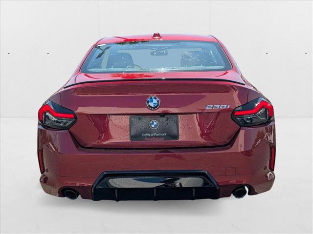 Used 2025 BMW 230i Coupe w/ M Sport Package image 7
