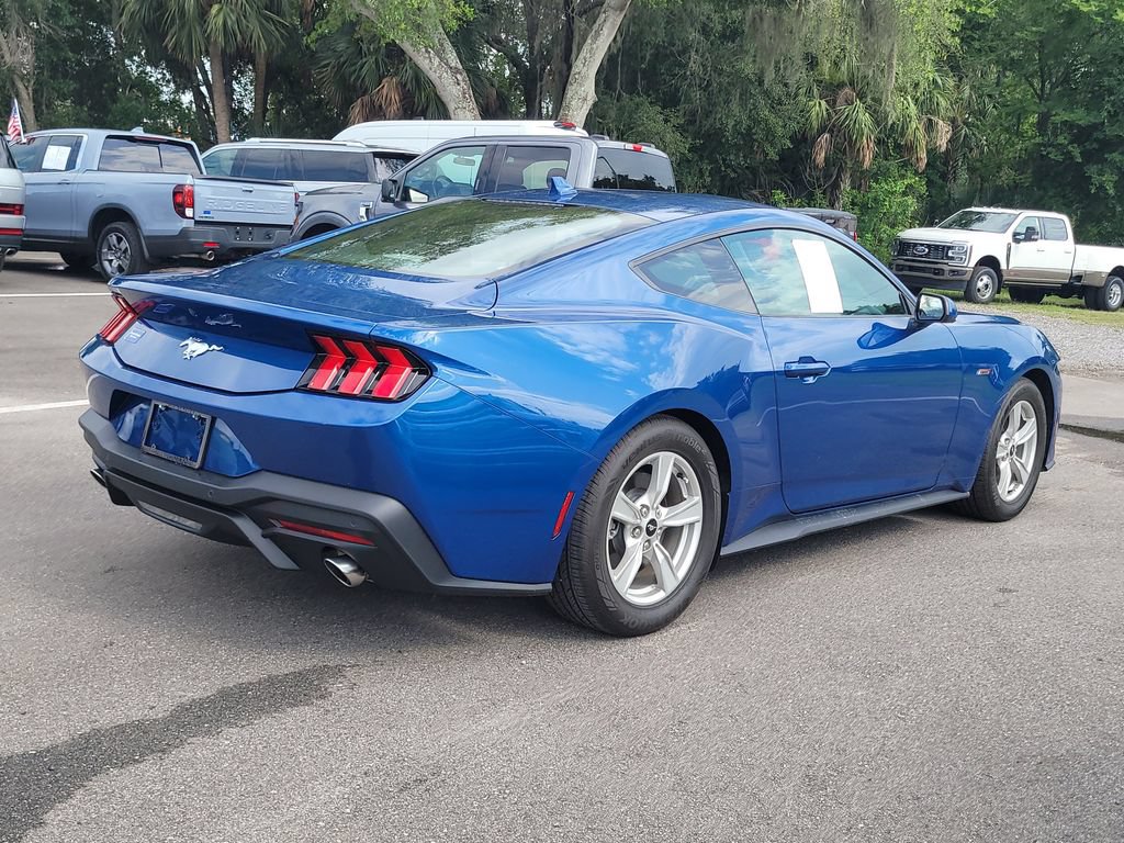 Certified 2024 Ford Mustang Coupe RWD image 4