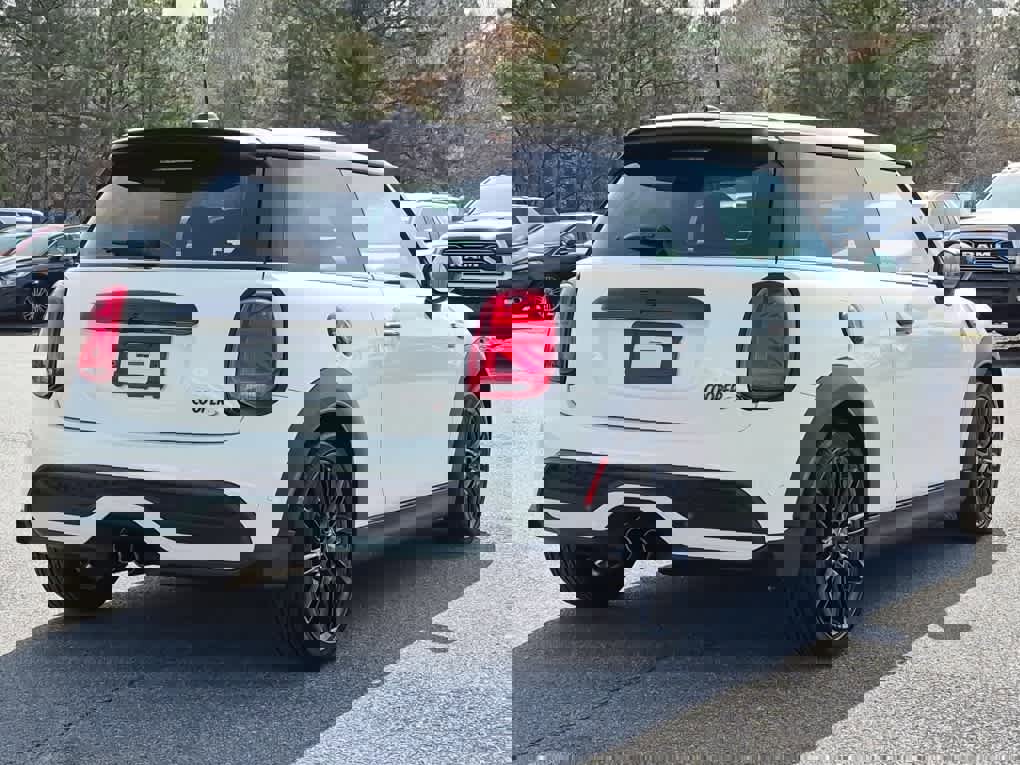 Used 2023 MINI Cooper S image 3