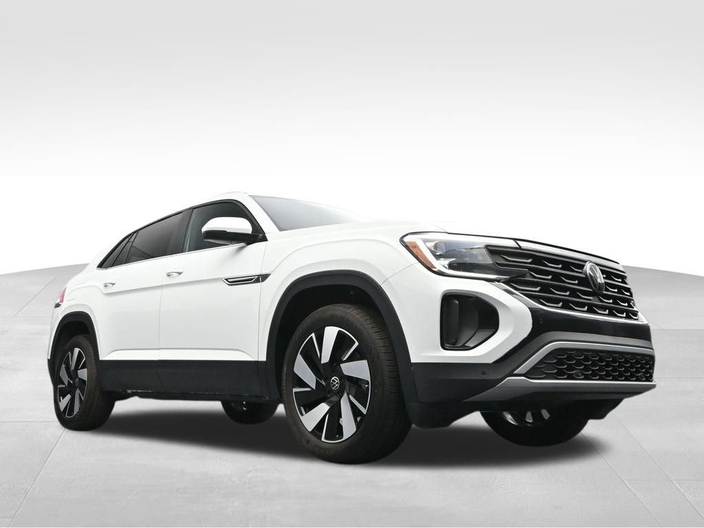 Used 2025 Volkswagen Atlas Cross Sport SE FWD image 35
