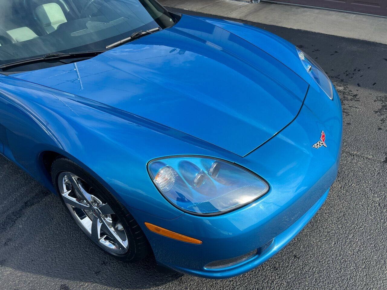 Used 2008 Chevrolet Corvette Coupe w/ Preferred Equipment Group RWD image 60