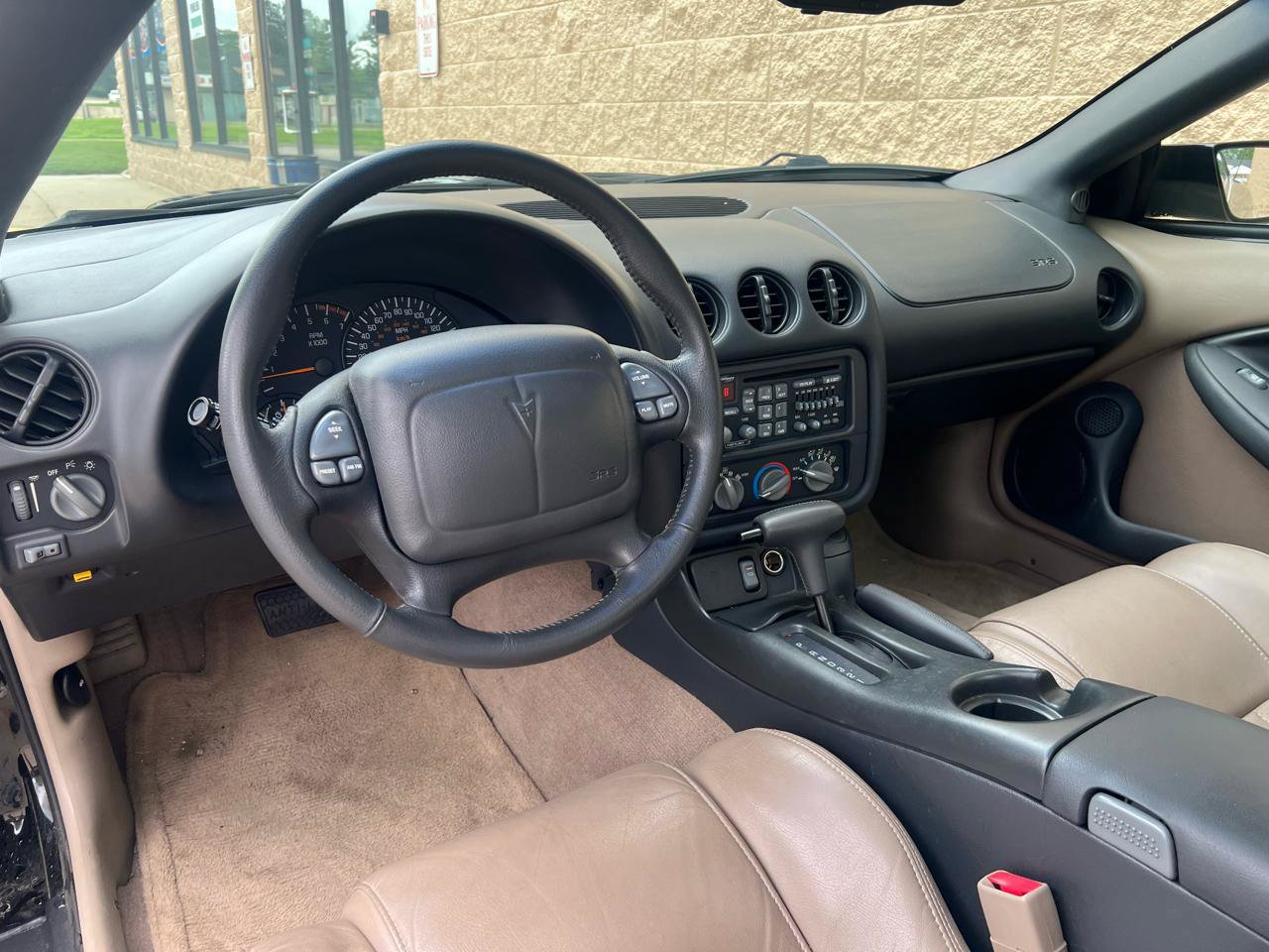 Used 1999 Pontiac Firebird Formula RWD image 3