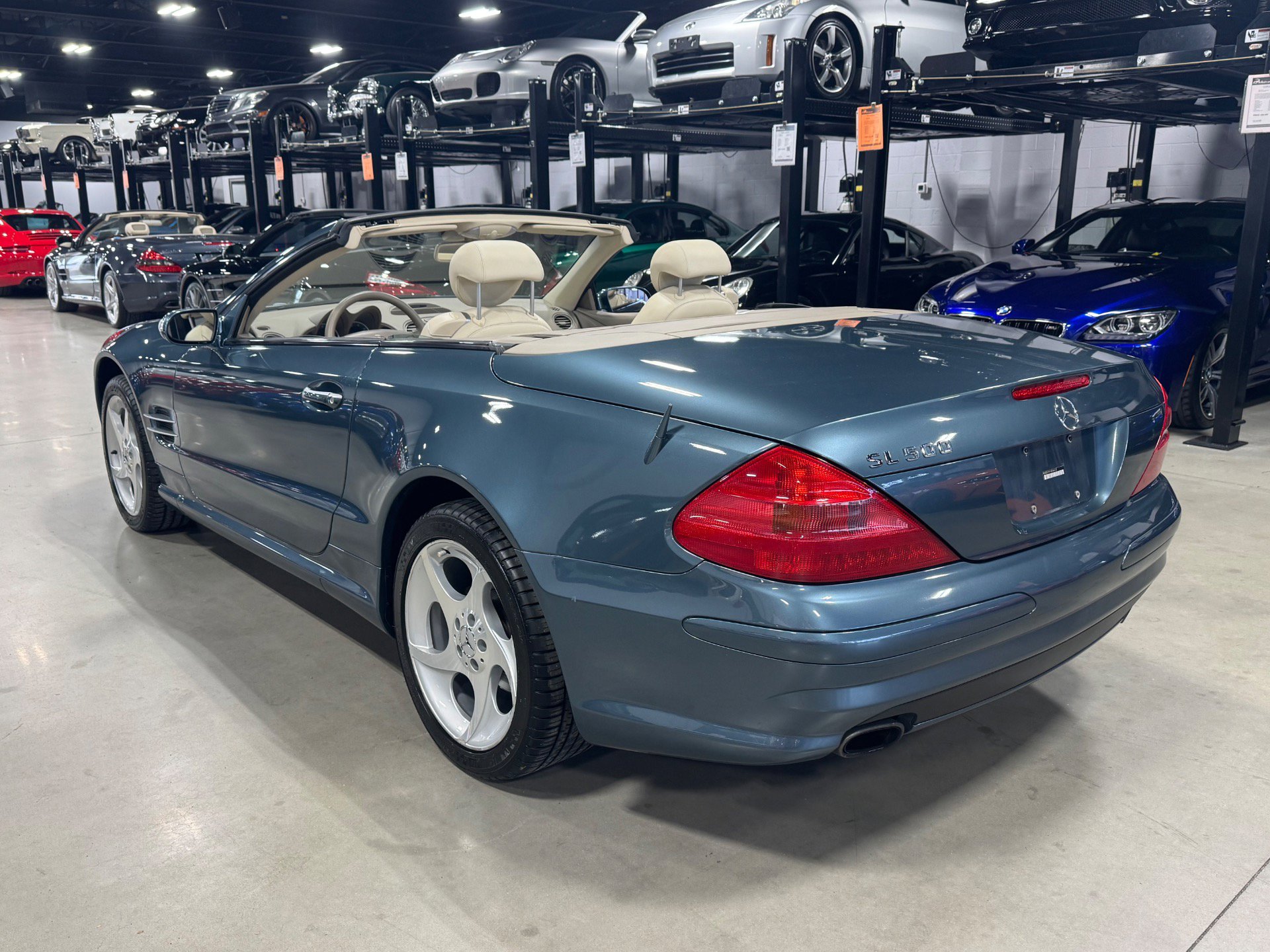 Used 2004 Mercedes-Benz SL 500 image 4