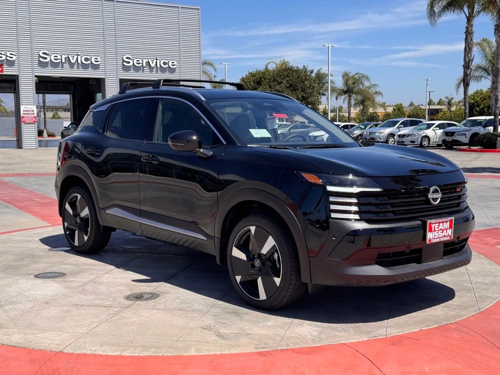 New 2025 Nissan Kicks SR w/ Interior Electronics Package image 2