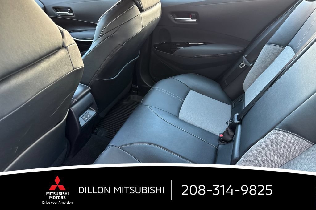 Used 2025 Toyota Corolla XSE FWD image 12