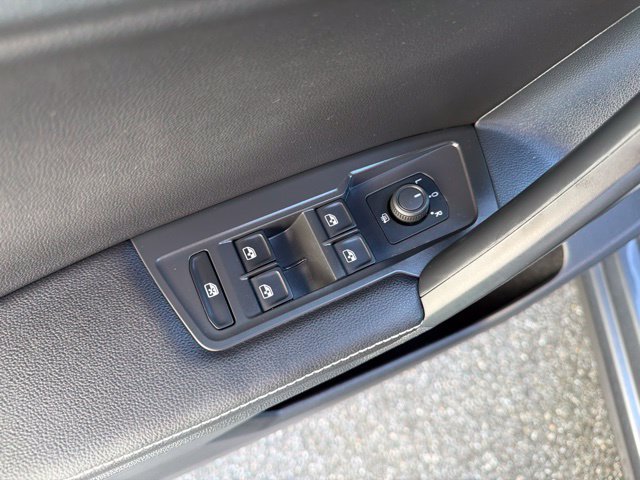 Used 2023 Volkswagen Tiguan S AWD/4WD image 12