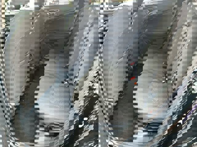 Used 2025 Kia Sportage LX image 15