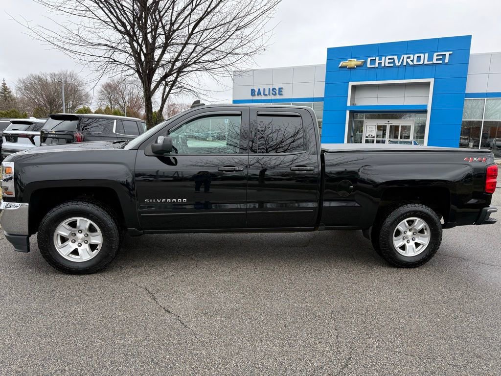 Used 2018 Chevrolet Silverado 1500 LT w/ All Star Edition image 2