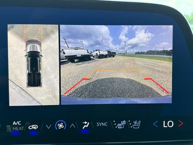 New 2025 Chevrolet Silverado EV LT image 18