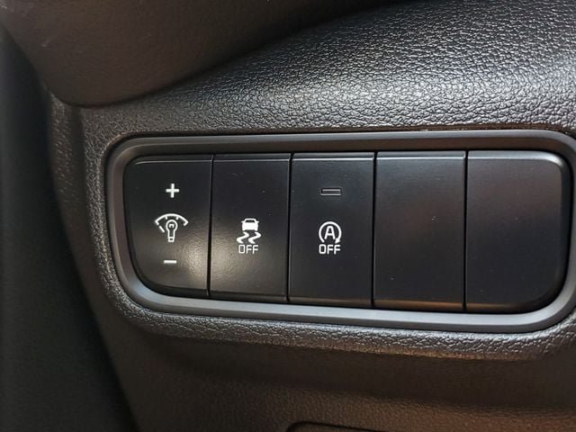 Used 2023 Kia Soul LX w/ LX Technology Package FWD image 31