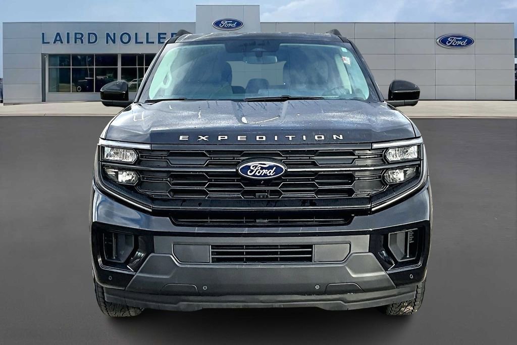 New 2025 Ford Expedition Max Active image 15
