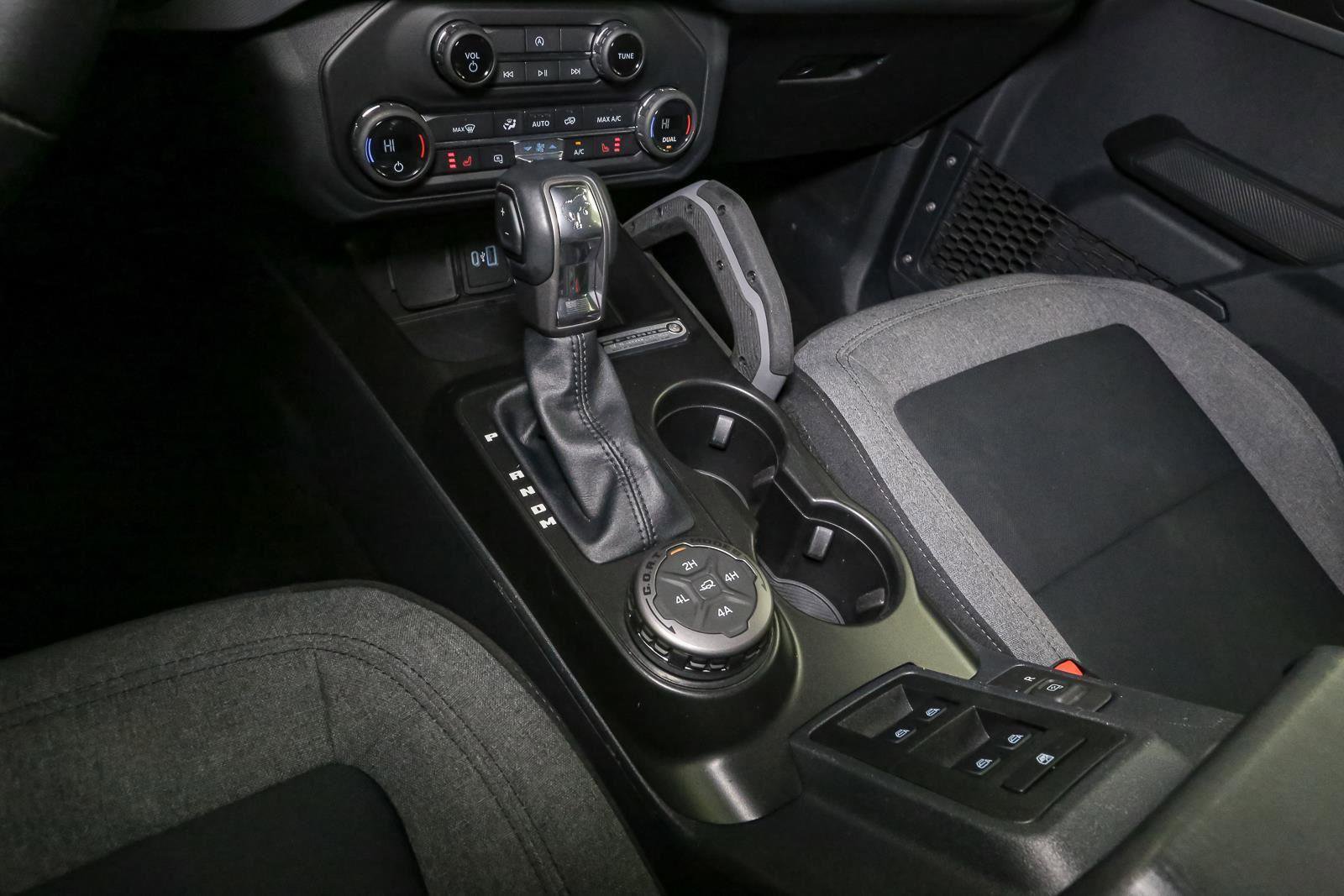 Used 2021 Ford Bronco Big Bend w/ Sasquatch Package AWD/4WD image 37