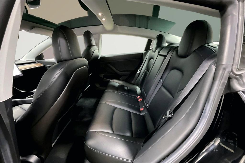 Used 2019 Tesla Model 3 Long Range image 21