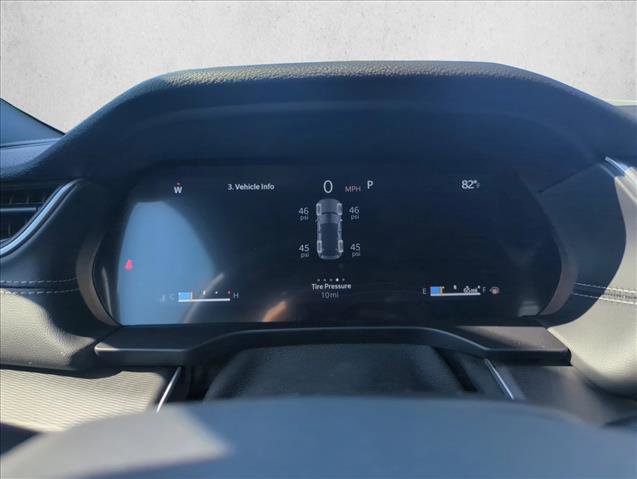 New 2025 Jeep Grand Cherokee Altitude image 7