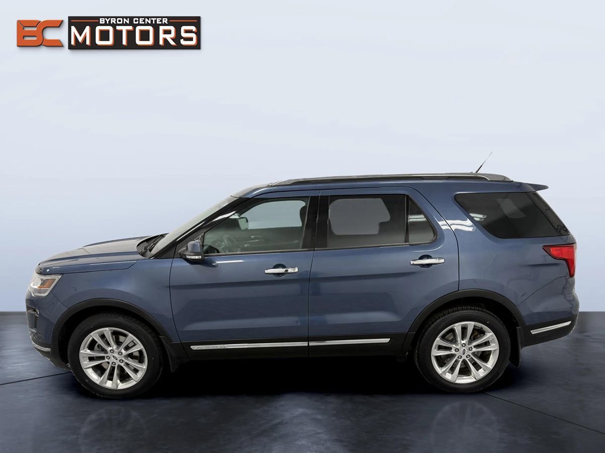 Used 2018 Ford Explorer Limited AWD/4WD image 3
