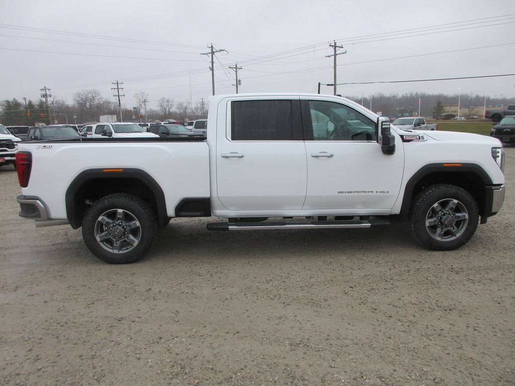 New 2026 GMC Sierra 2500 SLT w/ SLT Premium Package AWD/4WD image 3