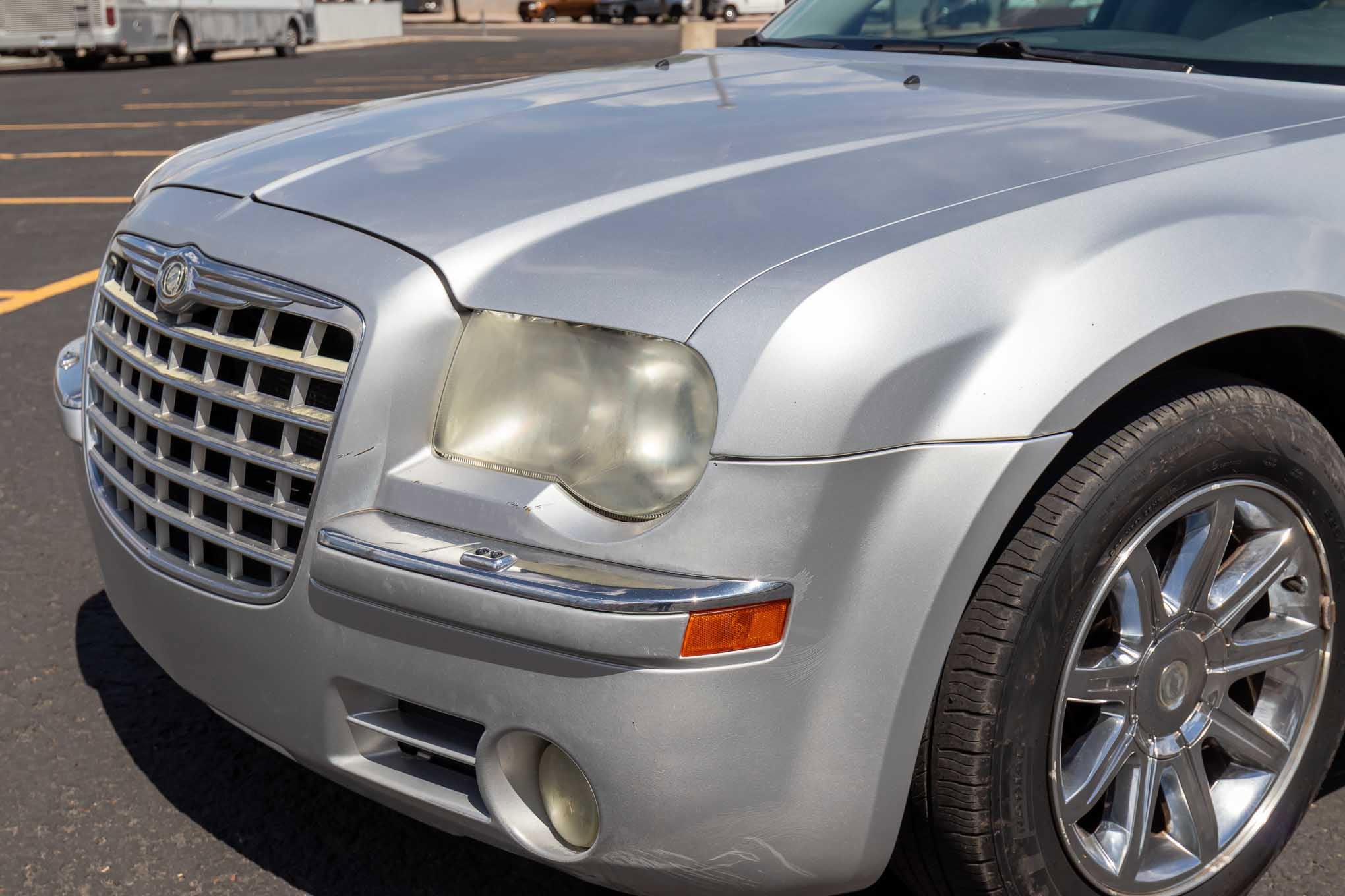 Used 2005 Chrysler 300 C w/ Navigation & Sound Group II RWD image 36